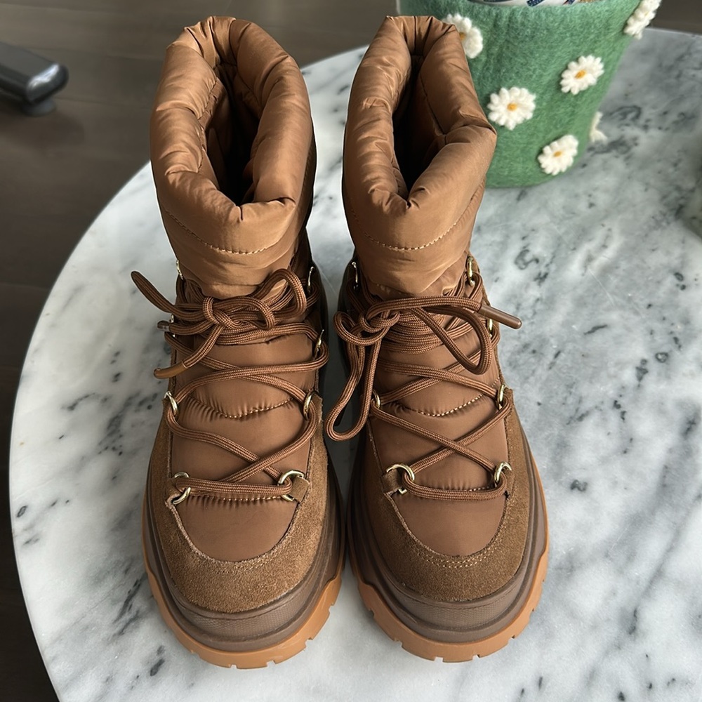 Zara suede boots